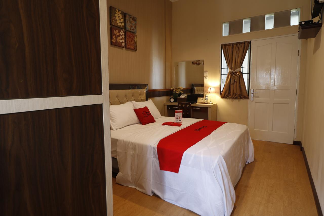 Reddoorz Plus Near Universitas Sumatera Utara Медан Экстерьер фото