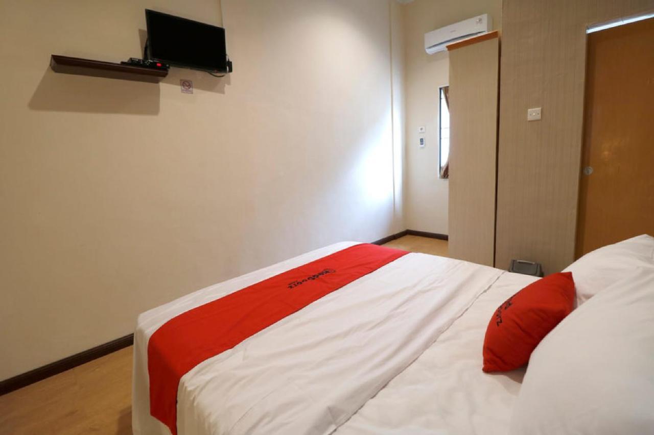 Reddoorz Plus Near Universitas Sumatera Utara Медан Экстерьер фото